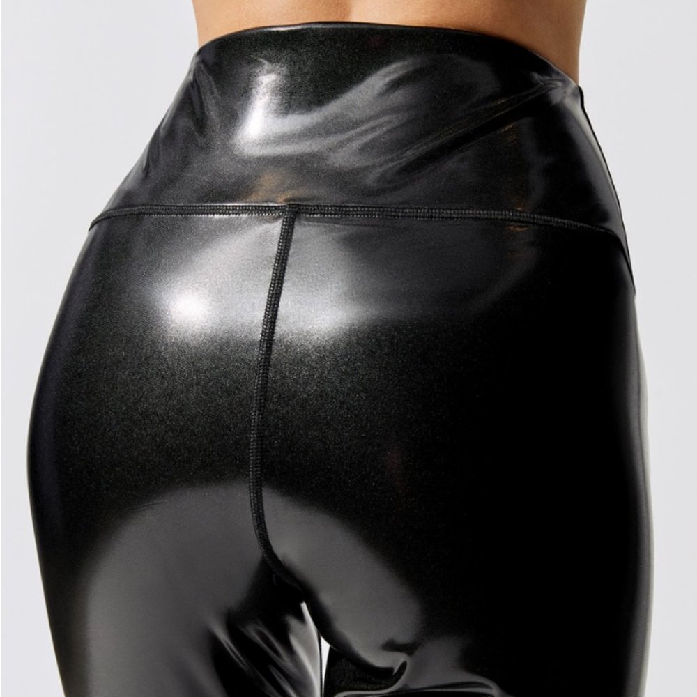 CARBON38 Patent High Rise 7/8 Legging
